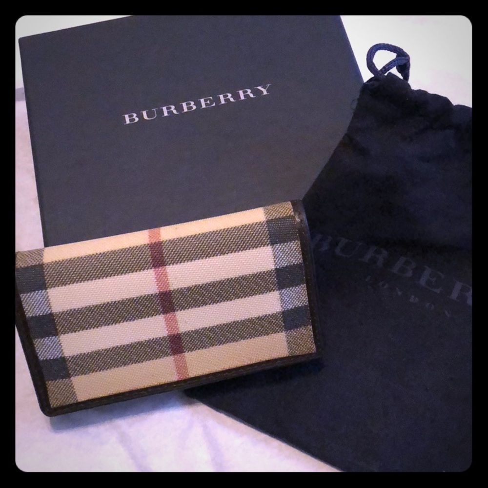 Burberry Key Case brand new with tag